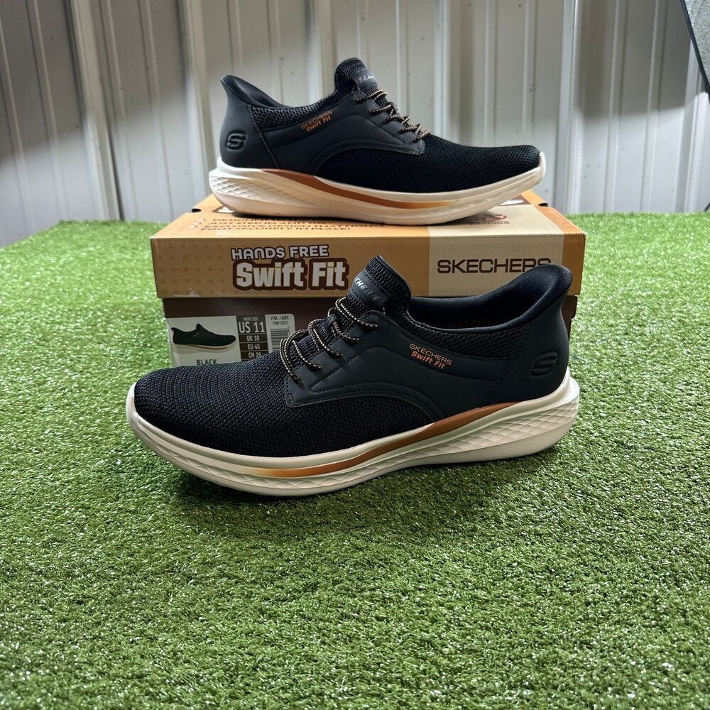 Skechers Slip-ins Swift Fit Men's 11 Black Hands Free Sneakers w/ Box